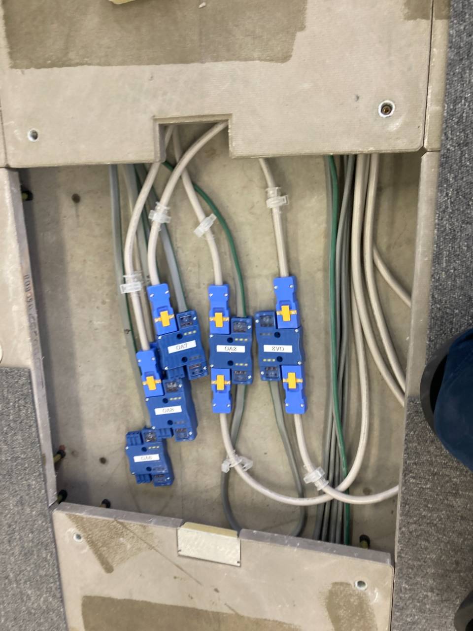 床下ハーネス式OAタップ